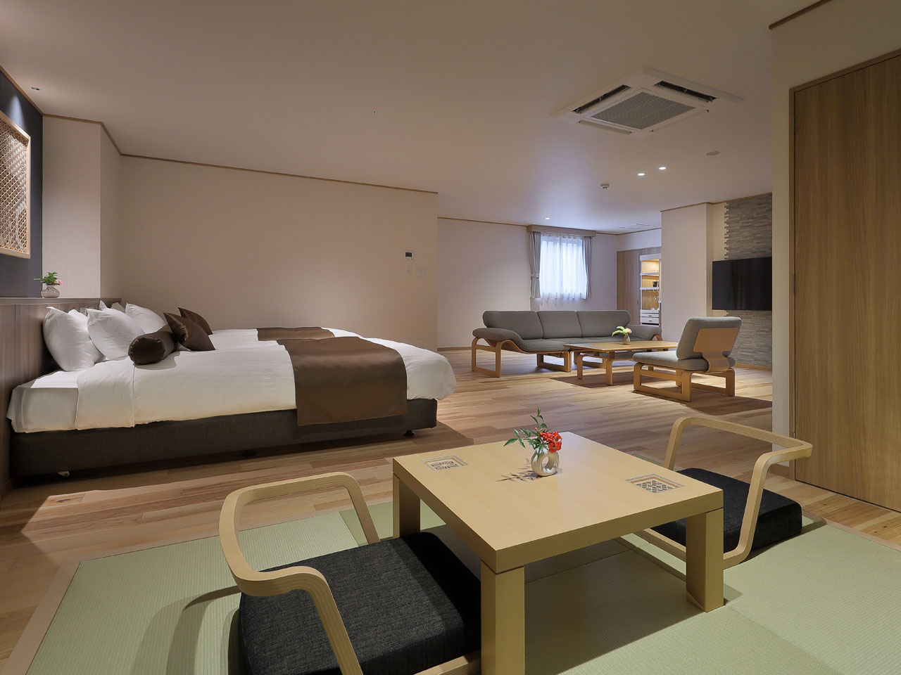 檜露天風呂付き98㎡和モダンプレミアムスイート