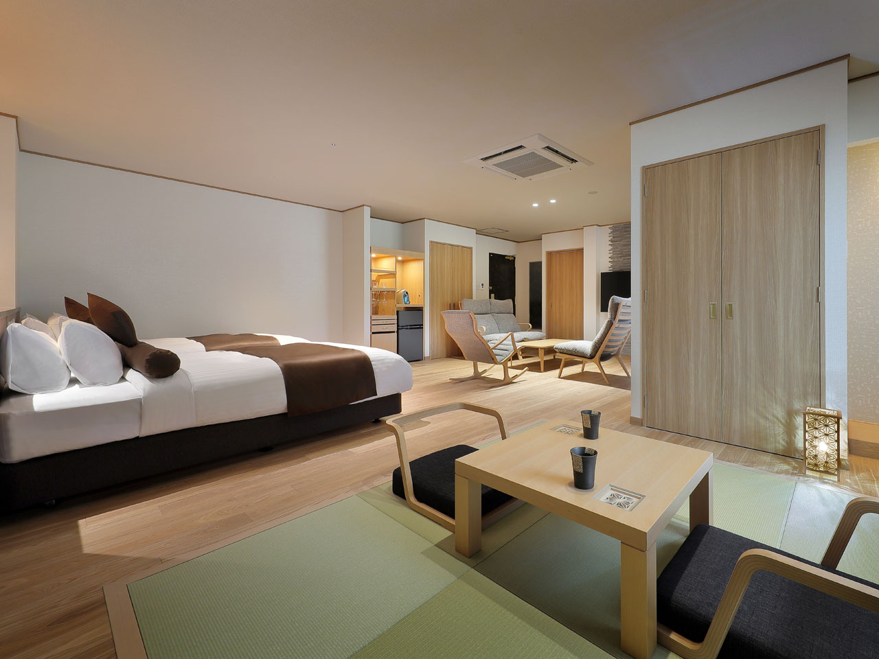 檜露天風呂付き67㎡モダン和洋室