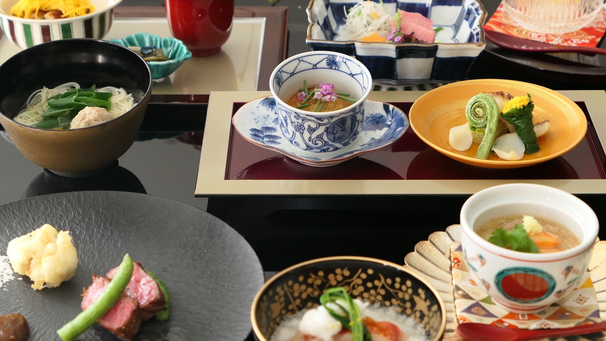 「旬の会席料理」を味わうプラン　＜夕朝食付＞