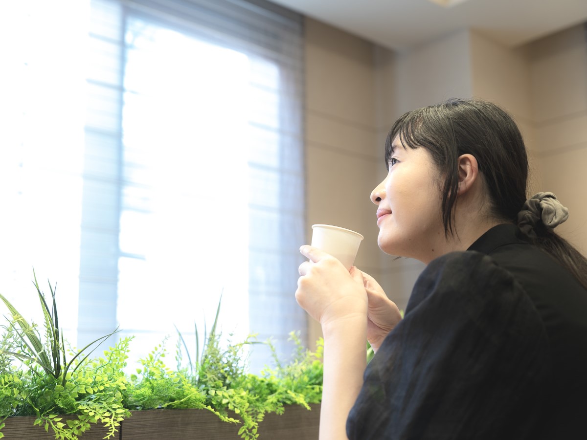 朝は朝光とコーヒーの癒しです