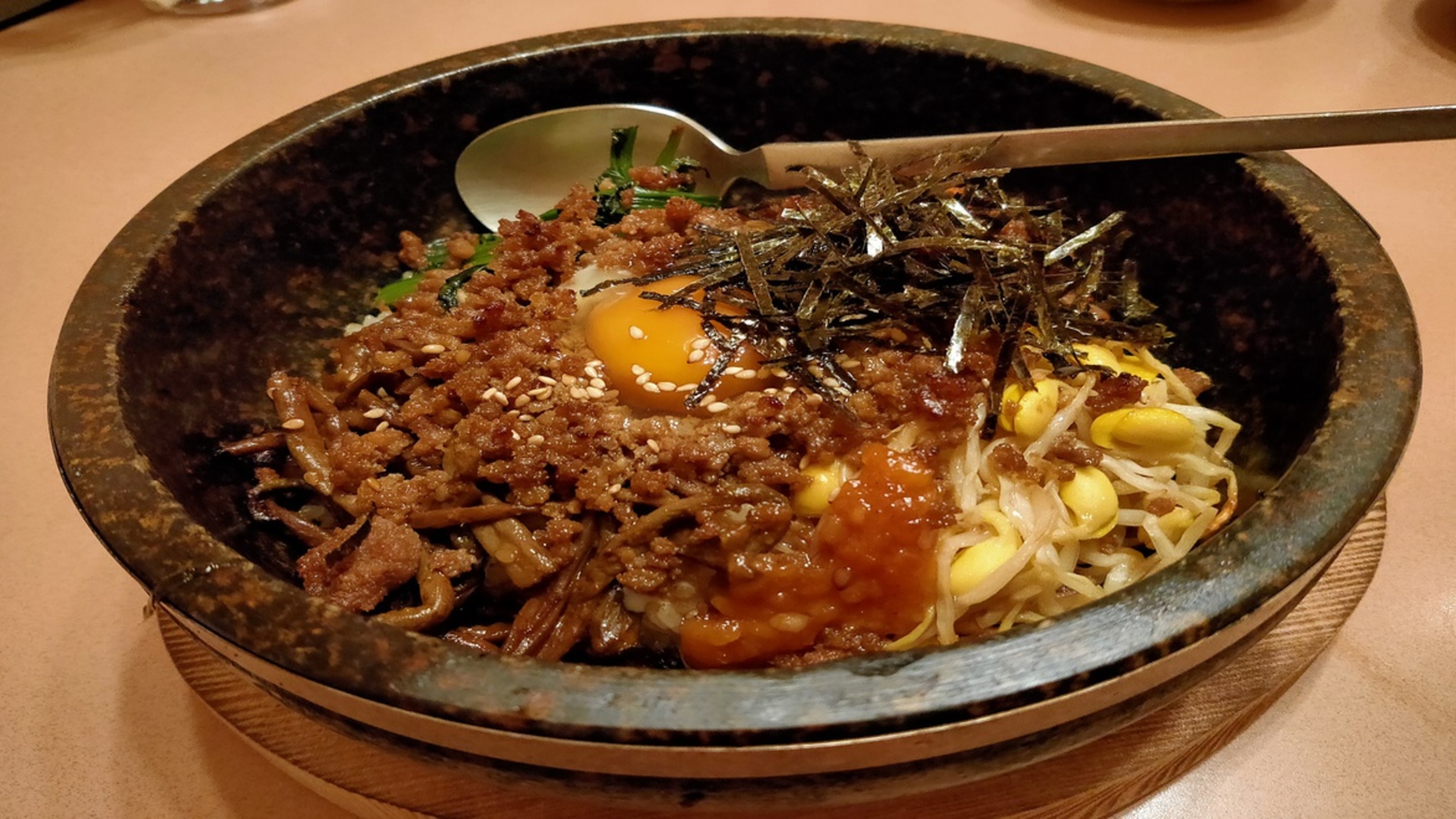 【焼肉ハウスREED】お肉だけでなく居酒屋のような単品メニューも豊富です★