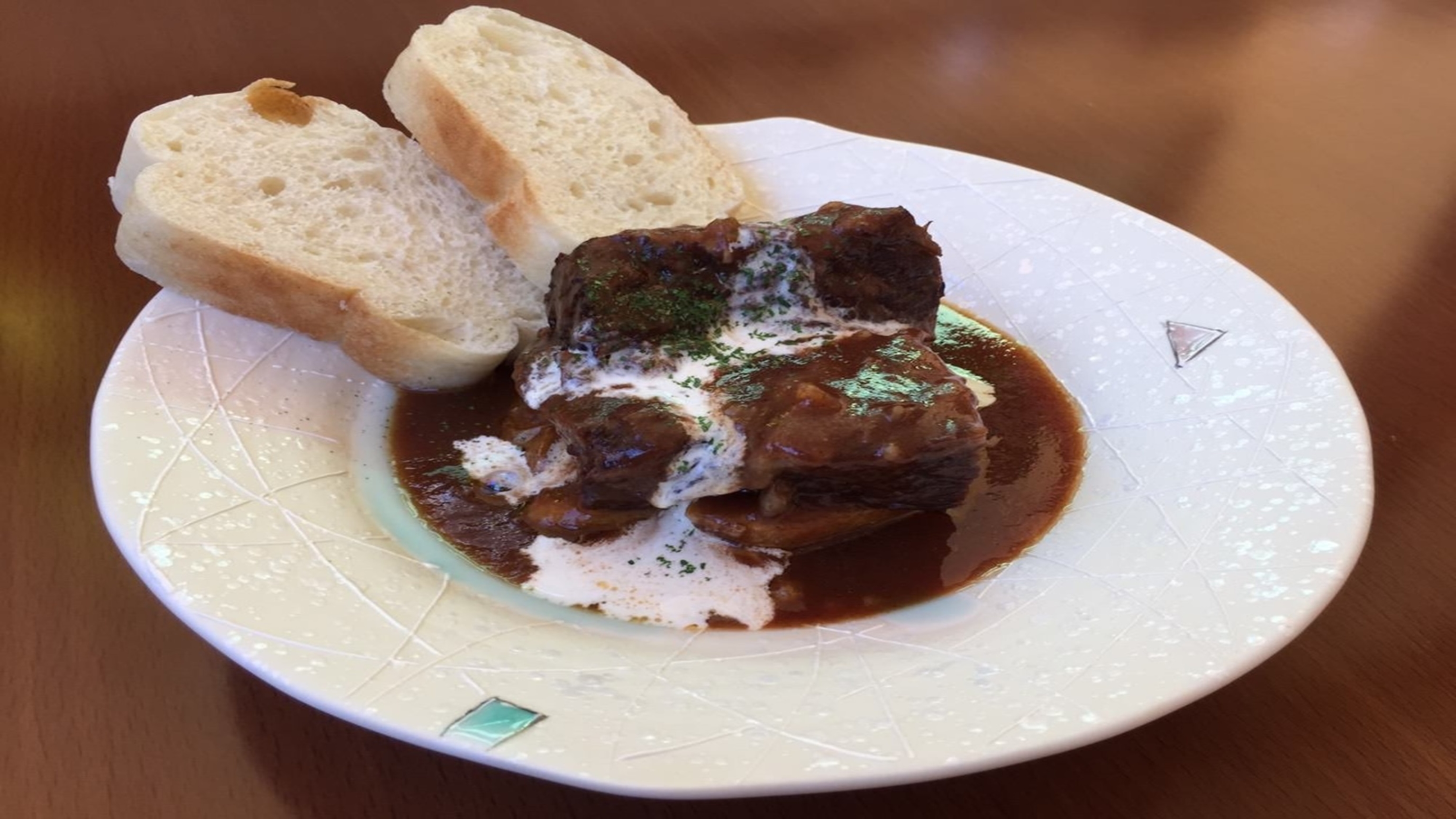 【創作CafeDining CHITTA(チッタ)】ワインにあう料理や居酒屋メニューもあるイタリアン