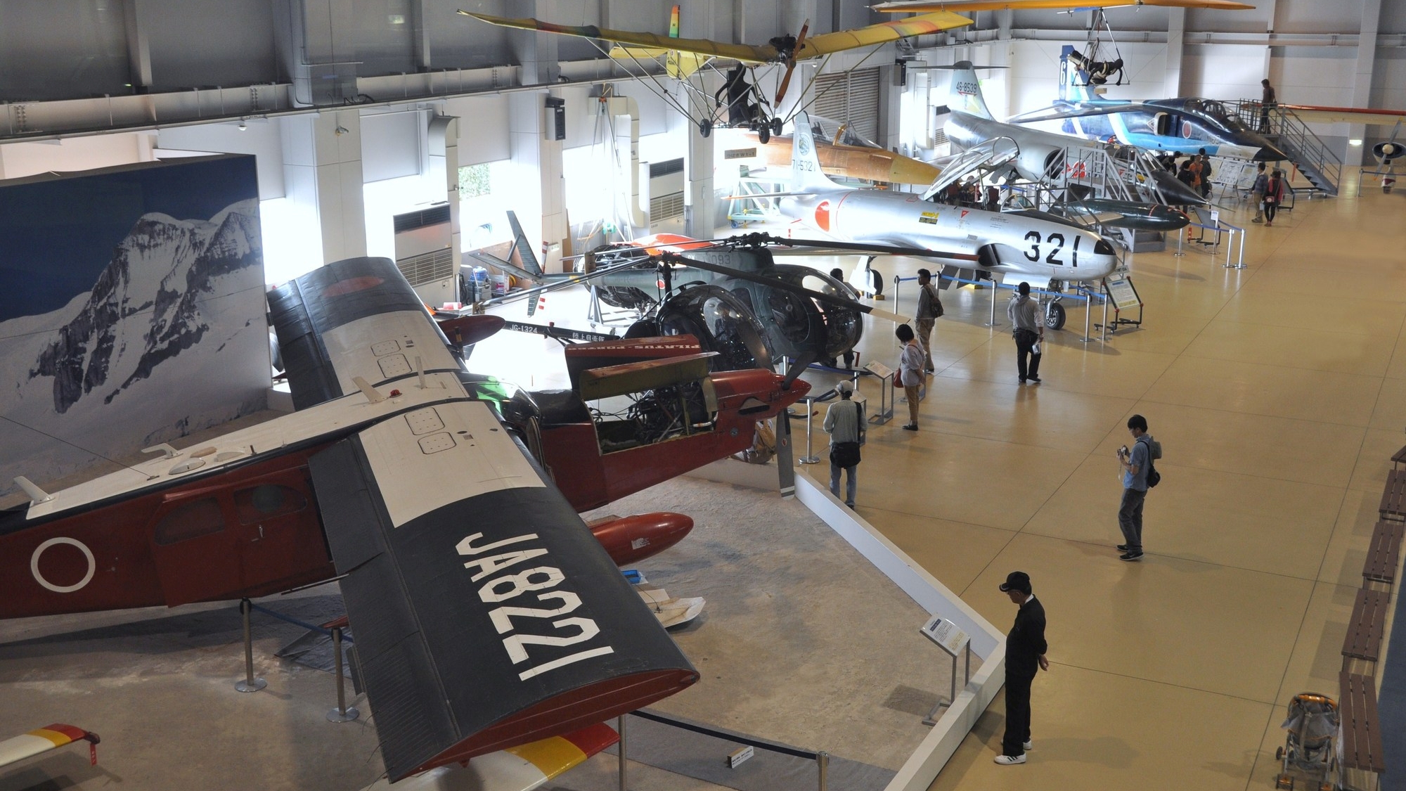 【石川県航空プラザ】当館から車で13分　