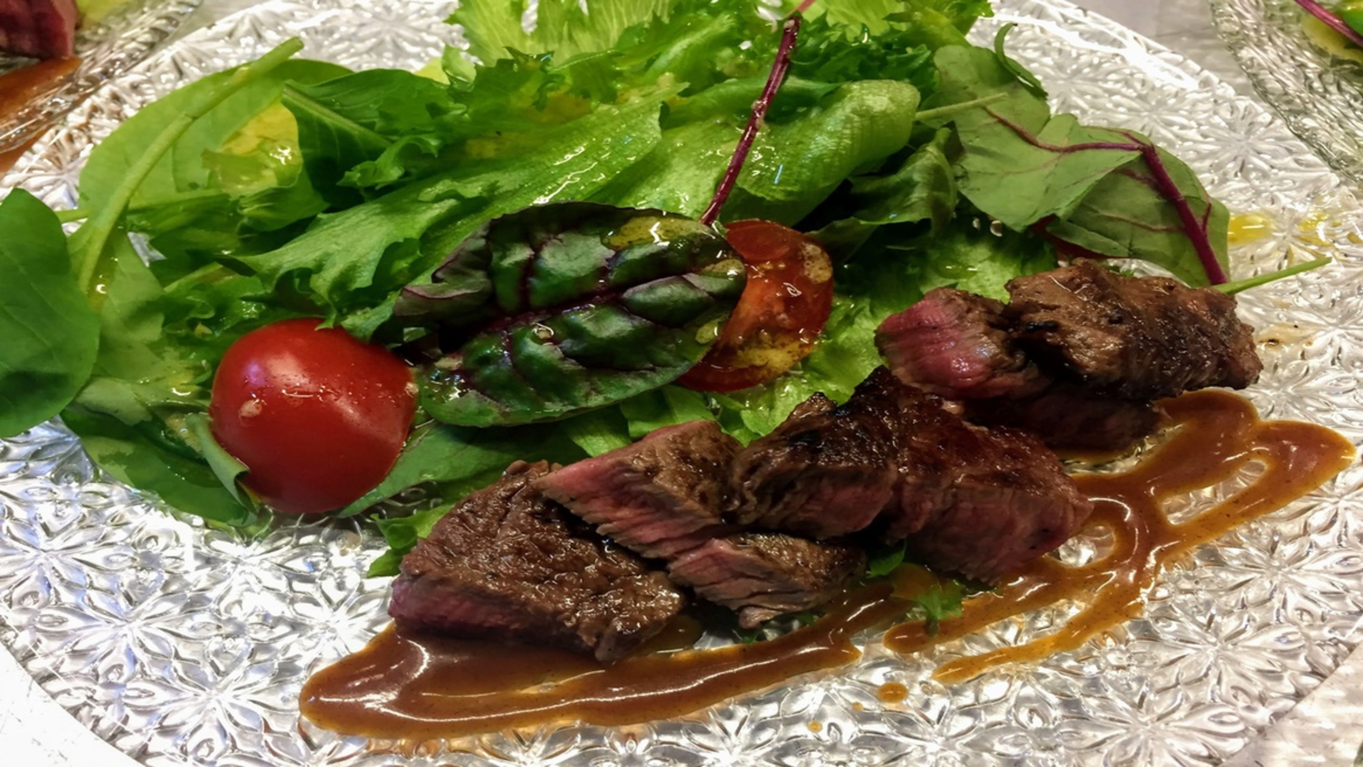 料理・寿司やわたや】1972年創業。45年続く寿司屋の2代目、料亭で修行を積んだご主人の味★