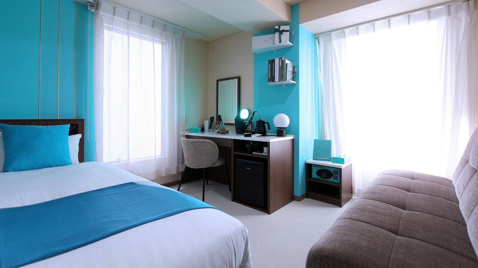 【 YA-MAN&times;KOKO 】フェイスリフトファミリーツイン - ヤーマンコンセプトルーム -