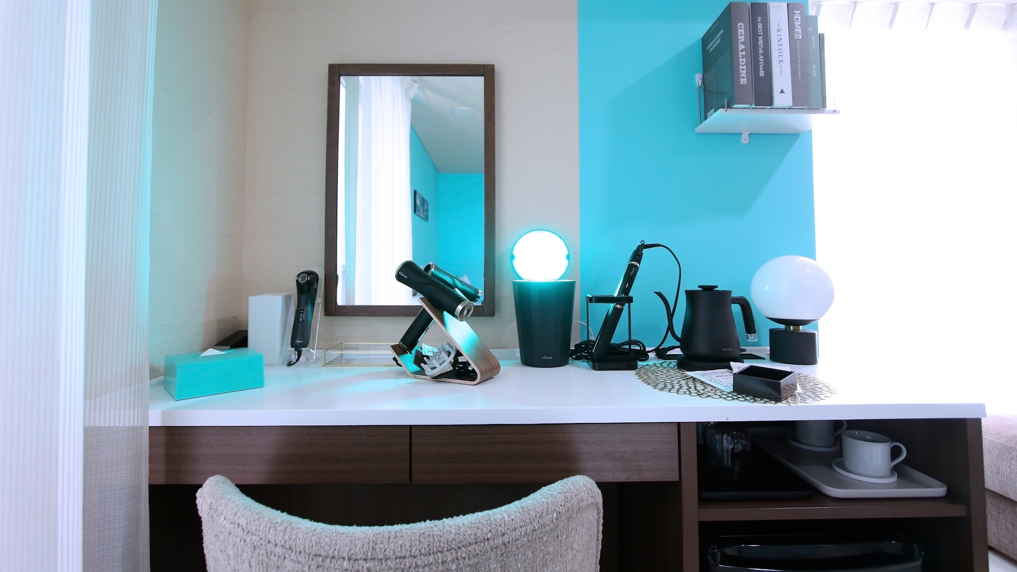 【 YA-MAN&times;KOKO 】フェイスリフトファミリーツイン - ヤーマンコンセプトルーム -