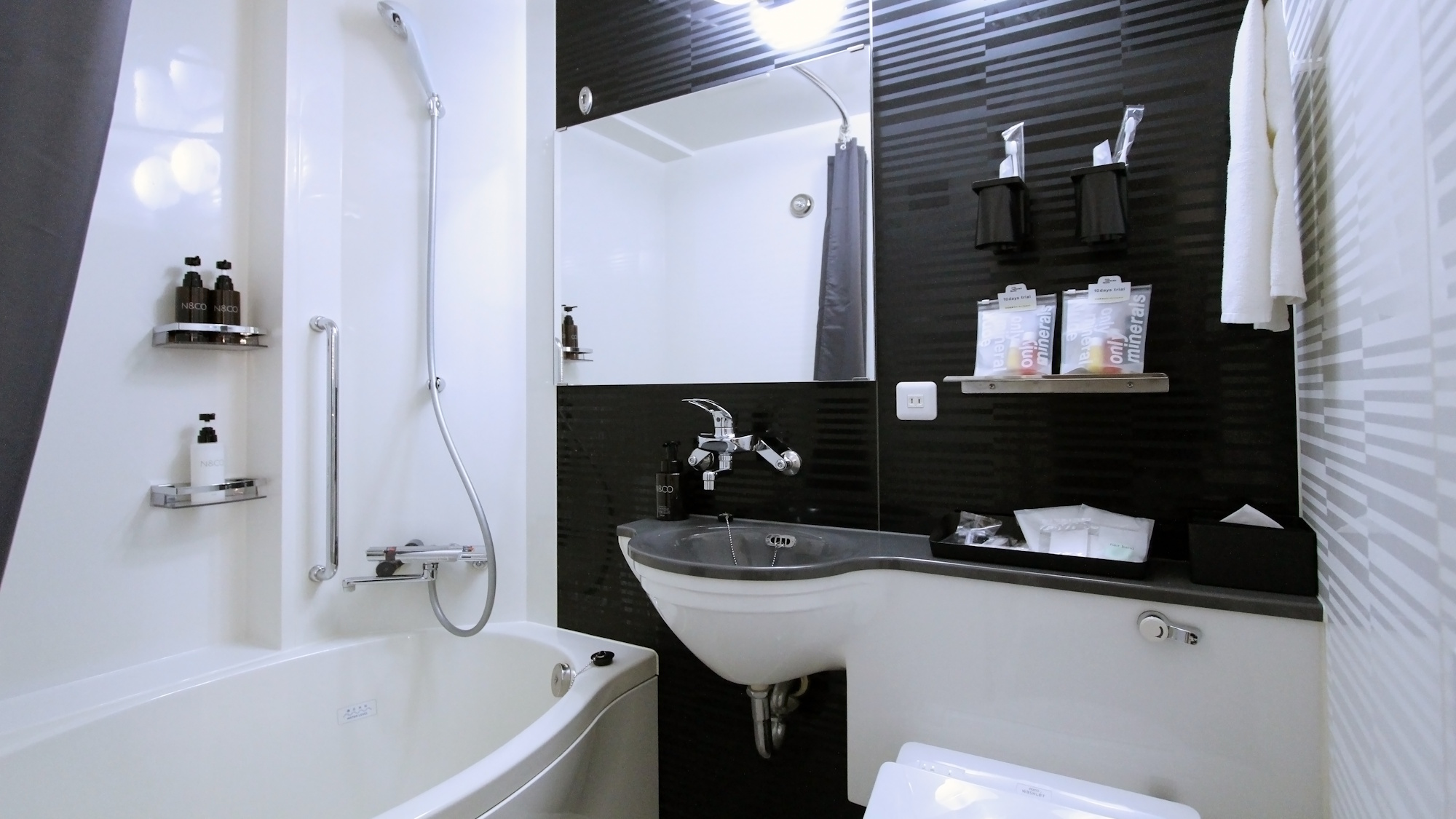 【YA-MAN&times;KOKO】ヤーマンコンセプトセミダブルルーム