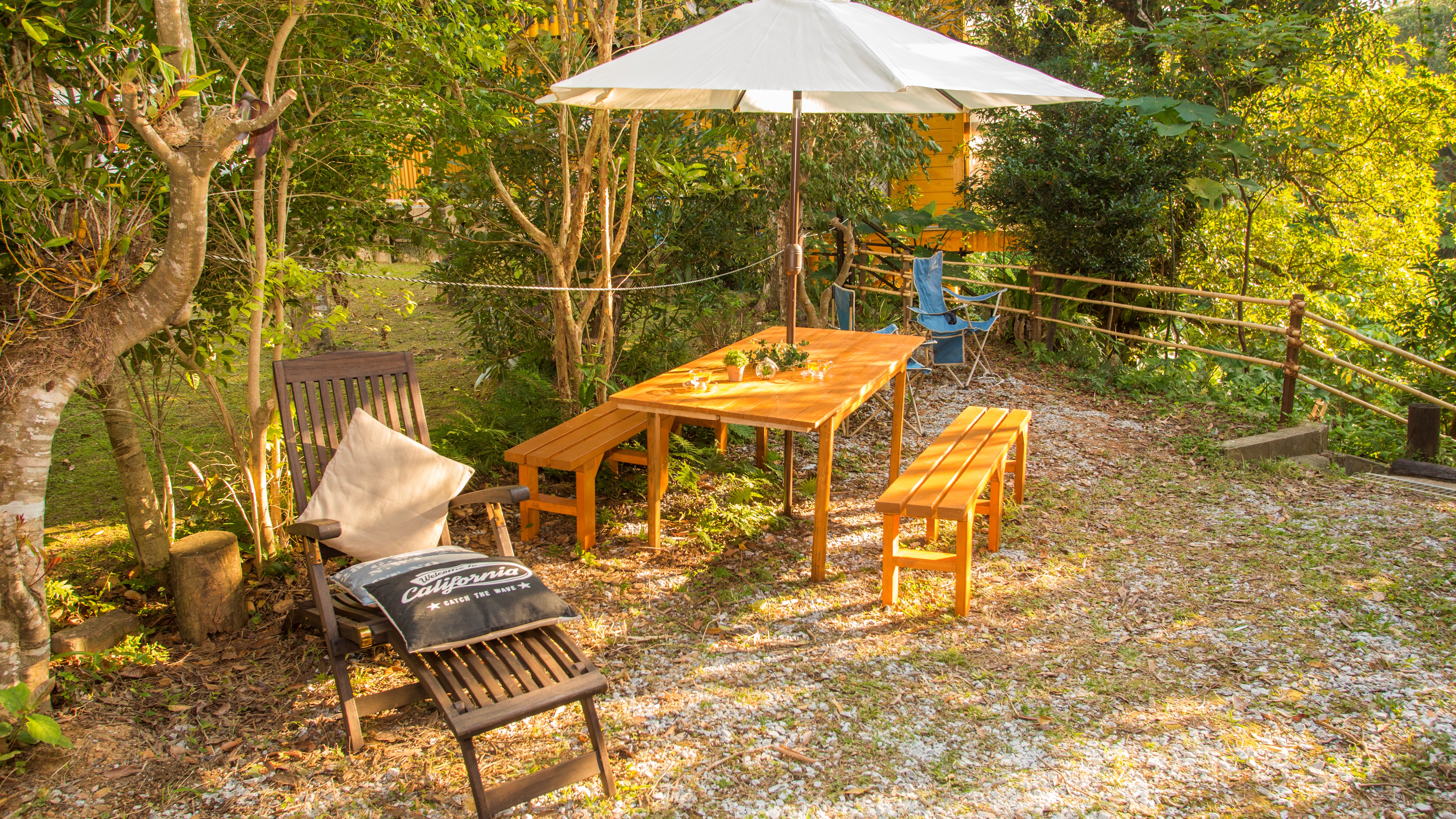 ガーデンチェア・テーブル