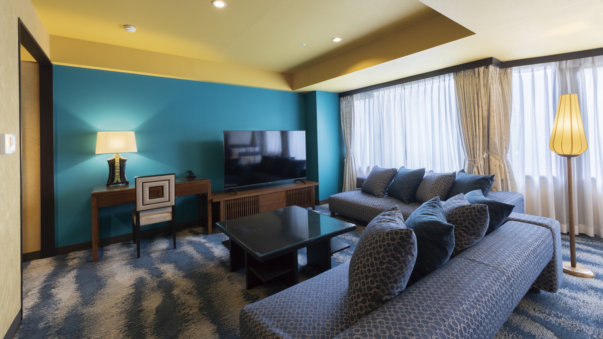 ・ダイナスティスイート