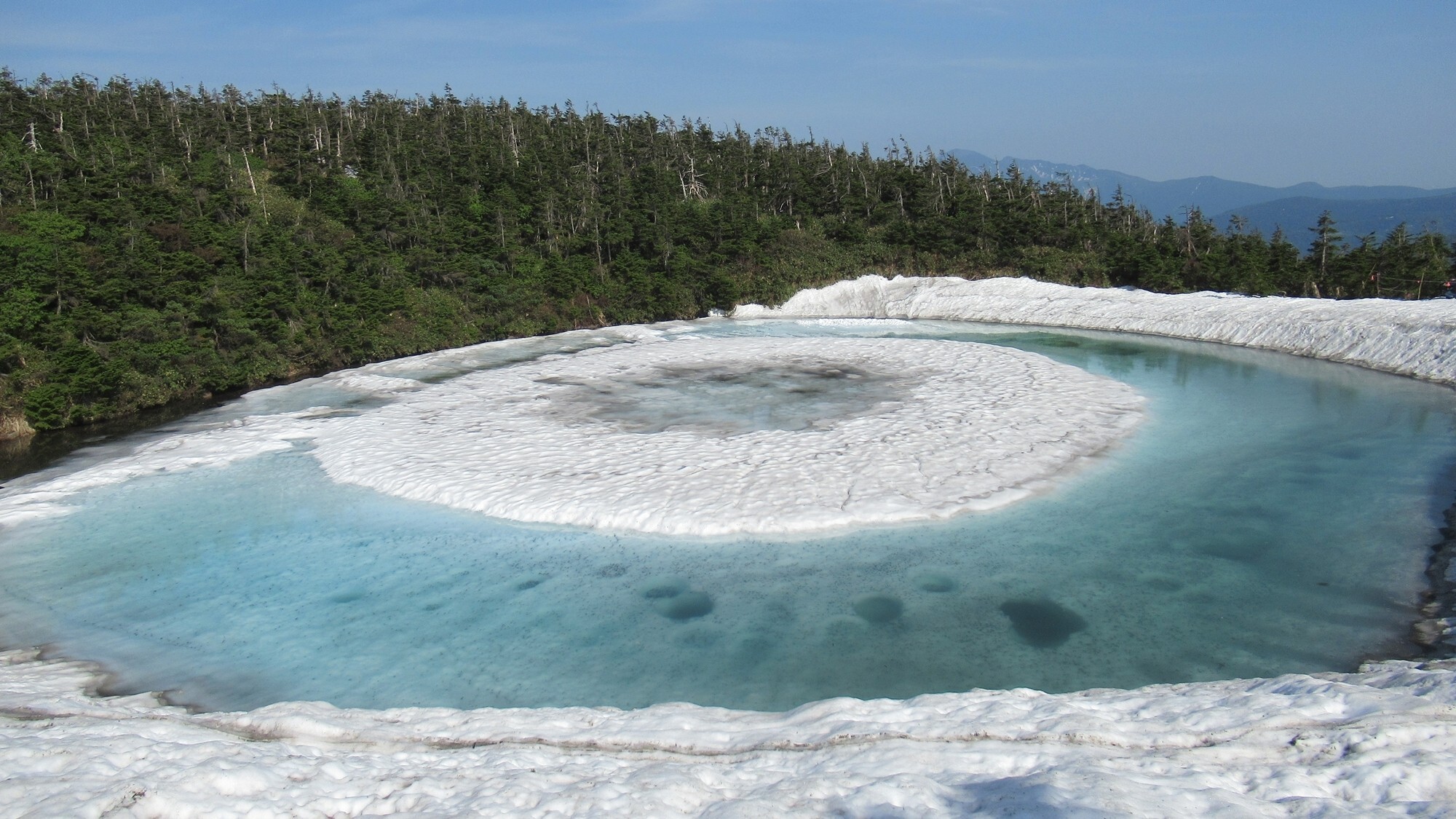 周辺観光│八幡平ドラゴンアイ（車で約45分）