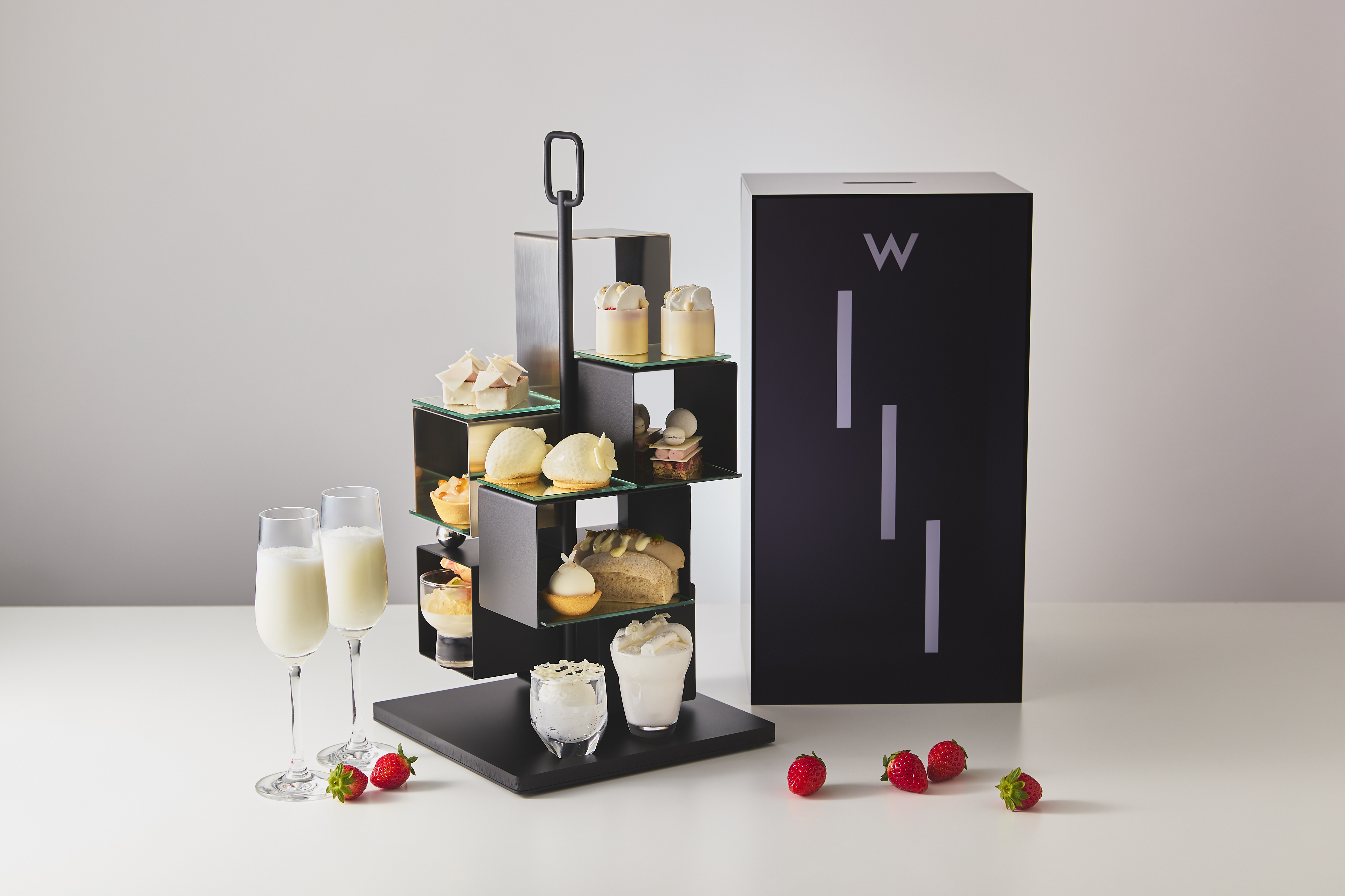 Living Room Afternoon tea_Strawberry Empire