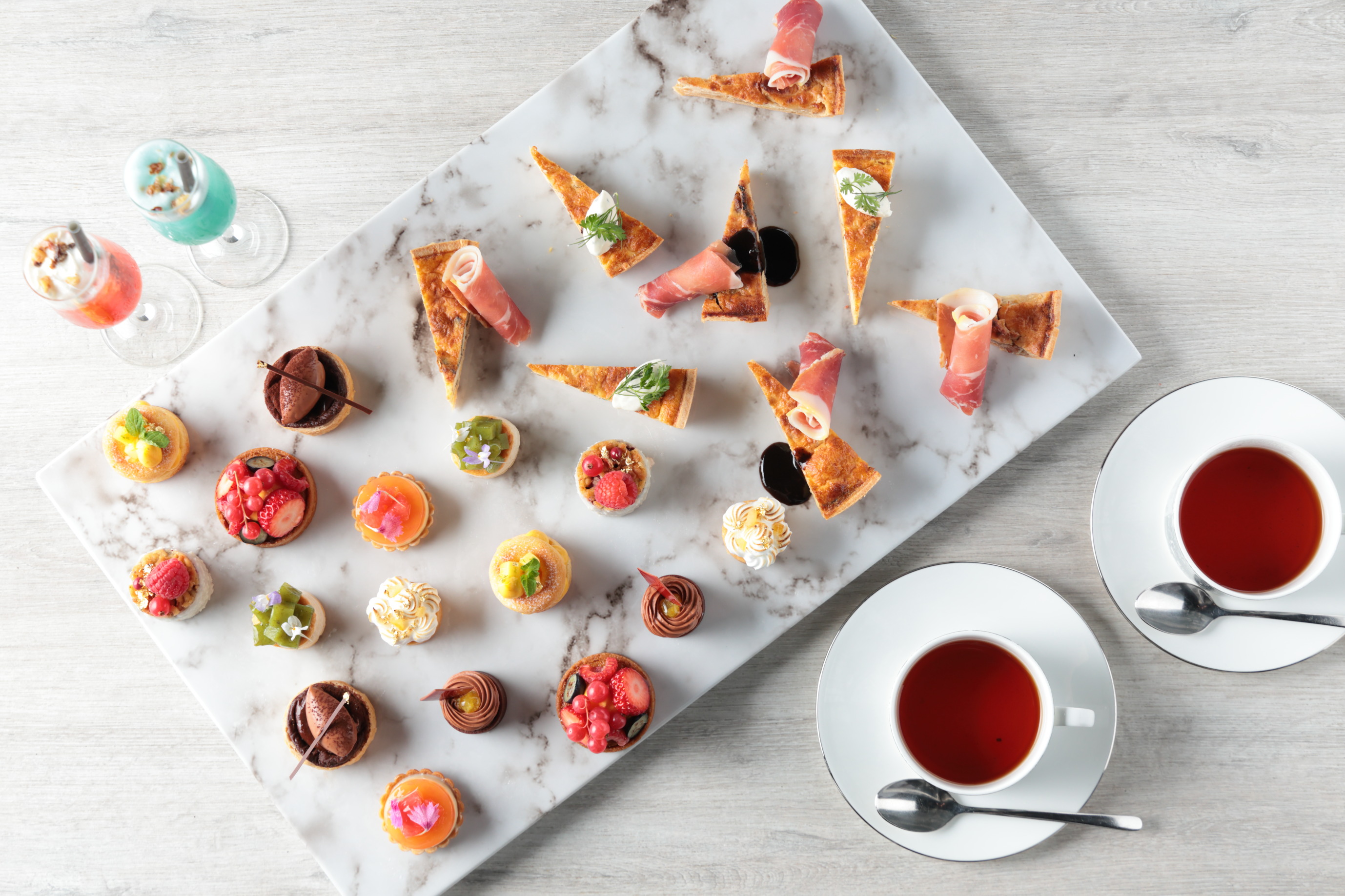 Living Room Afternoon tea_Art of TARTE