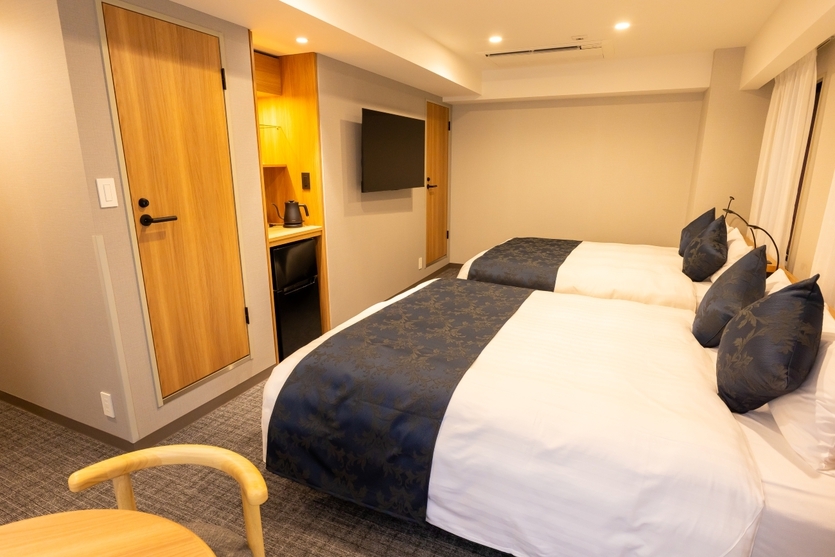 【MaRRoaD Premier STAY】禁煙グランドクイーンルーム30㎡　1〜4名様利用　素泊り
