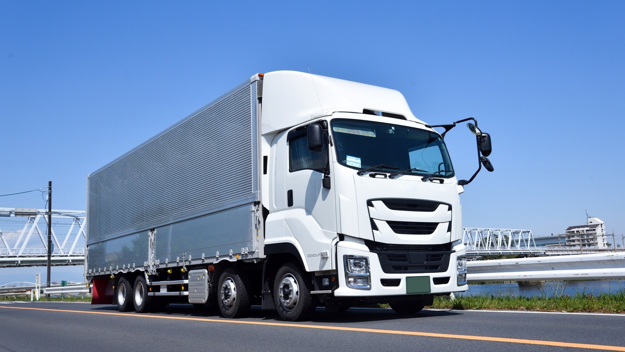 【広々駐車場で安心♪】トラック・大型車応援プラン☆朝食無料付☆
