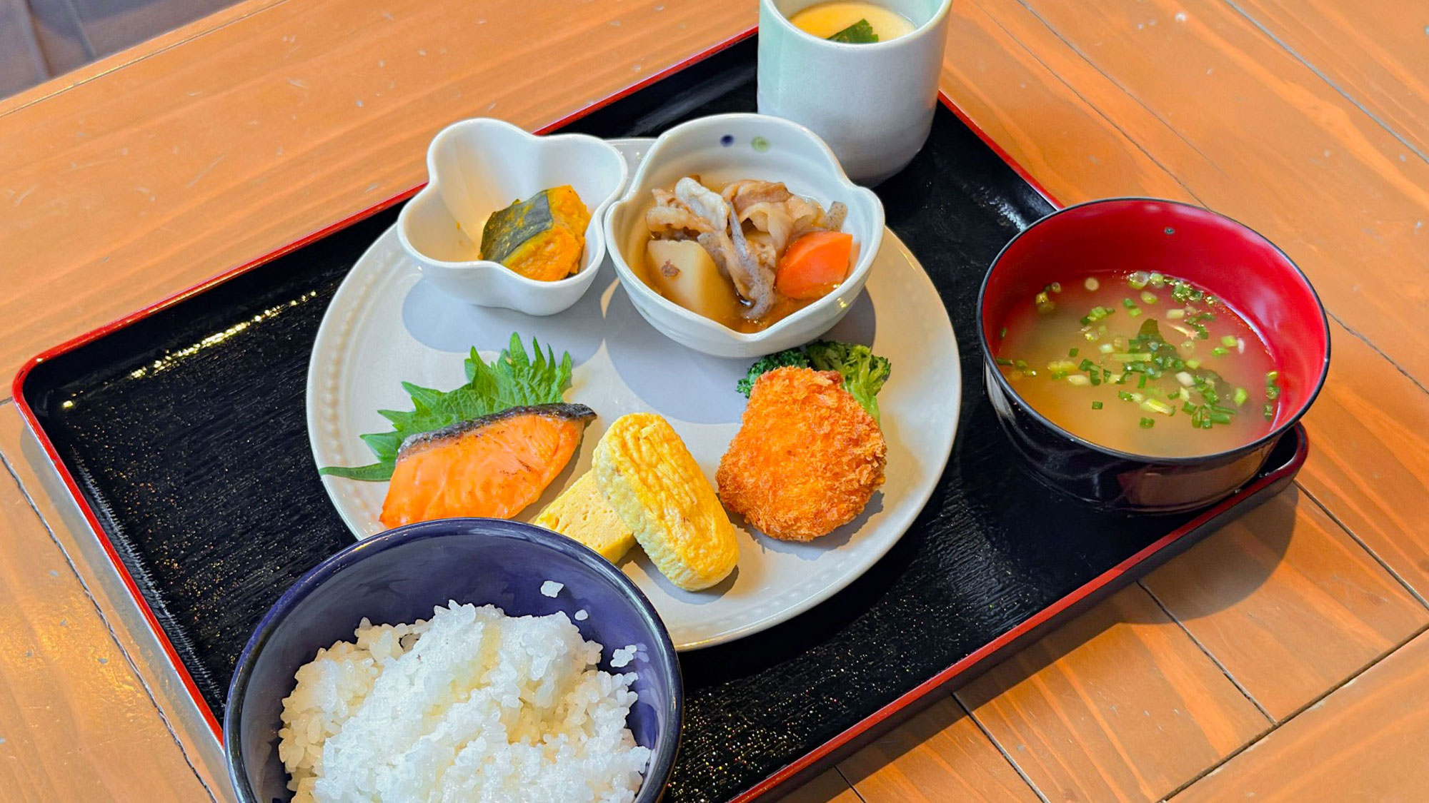 朝食一例