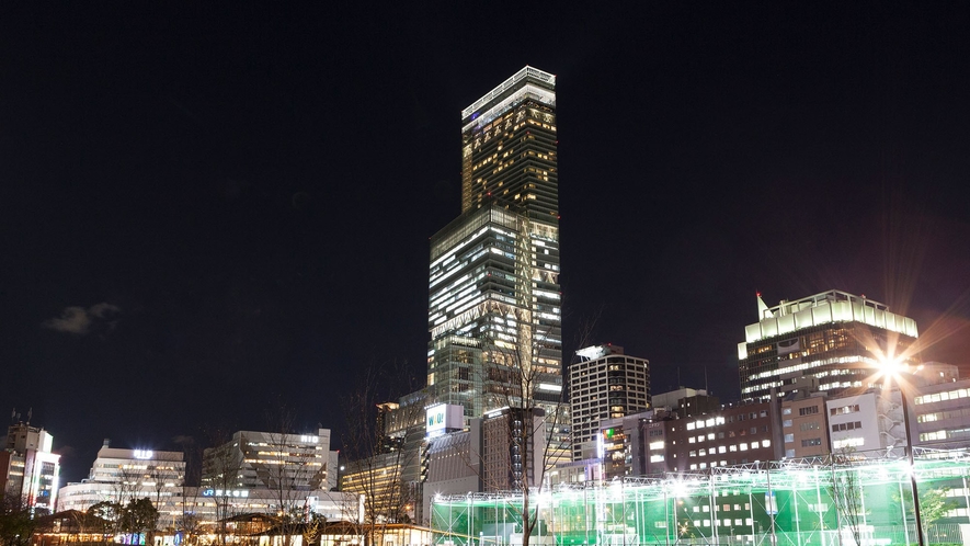 【あべのハルカス】日本一高い300mの高層ビル。（複合商業施設）
