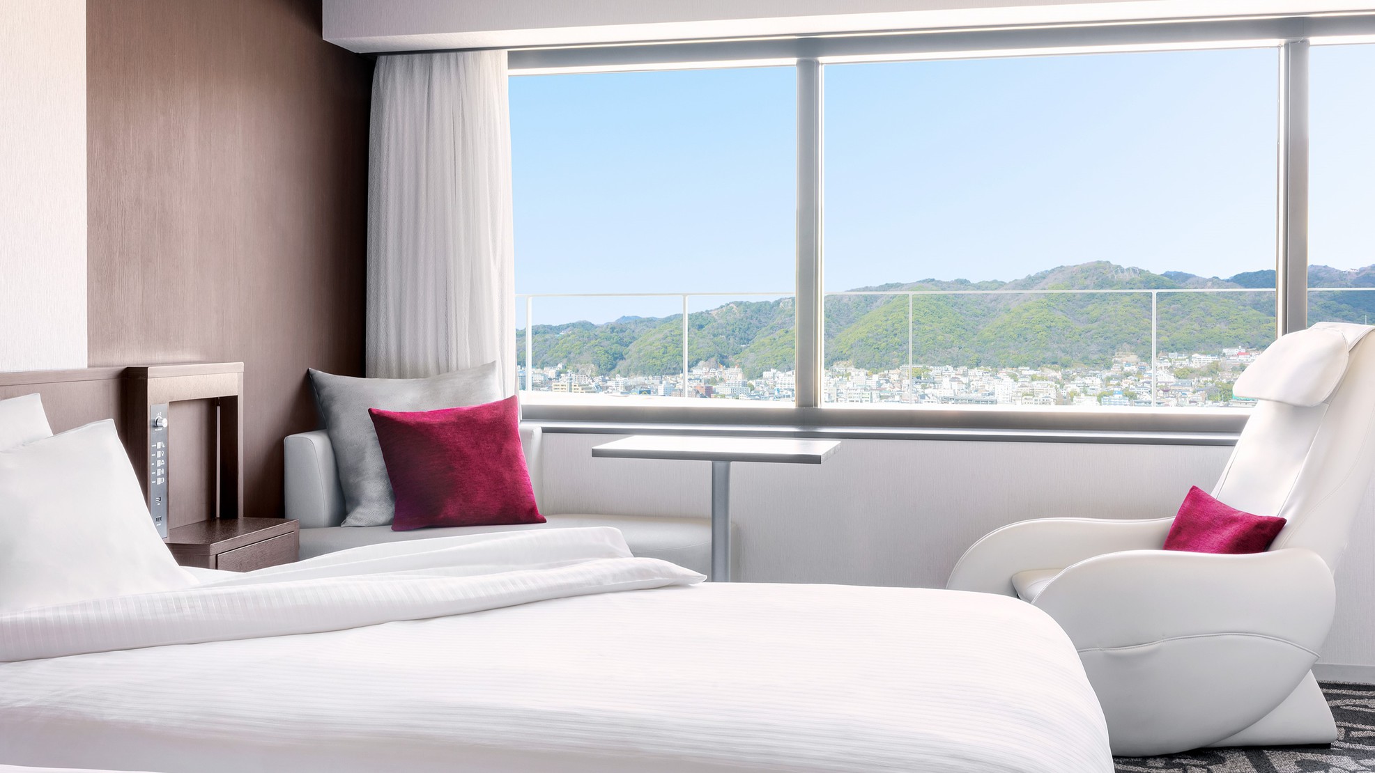 高層階ツイン（山側）【禁煙】～広さ26.0平米～