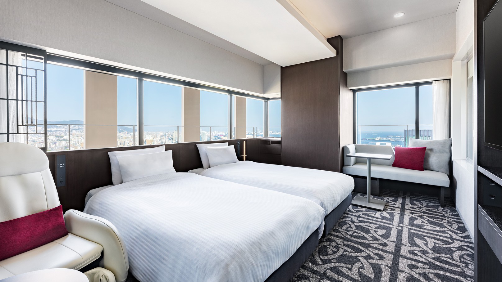 高層階コーナーツイン(海側)【禁煙】～広さ26.0平米～