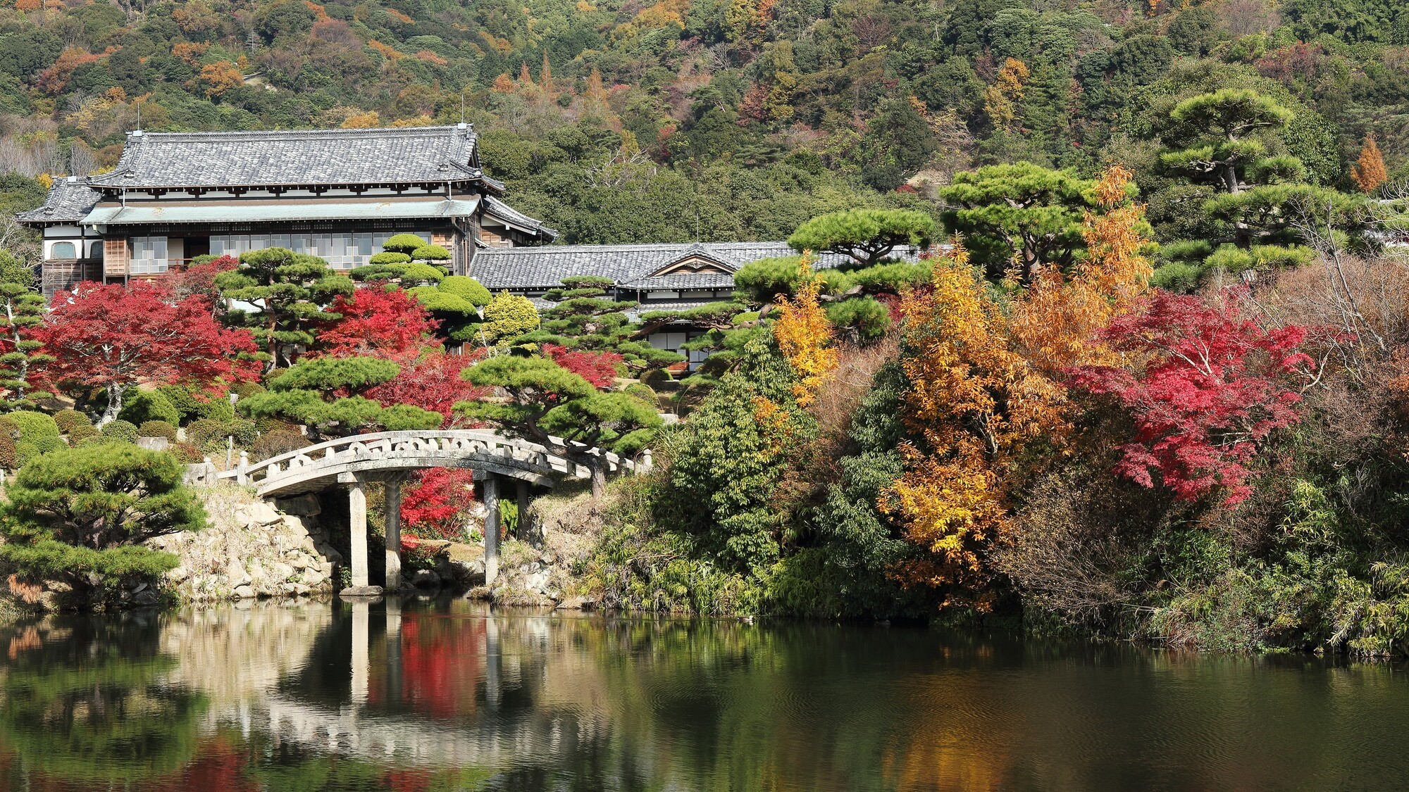 旧毛利家本邸・毛利博物館・毛利氏庭園 01