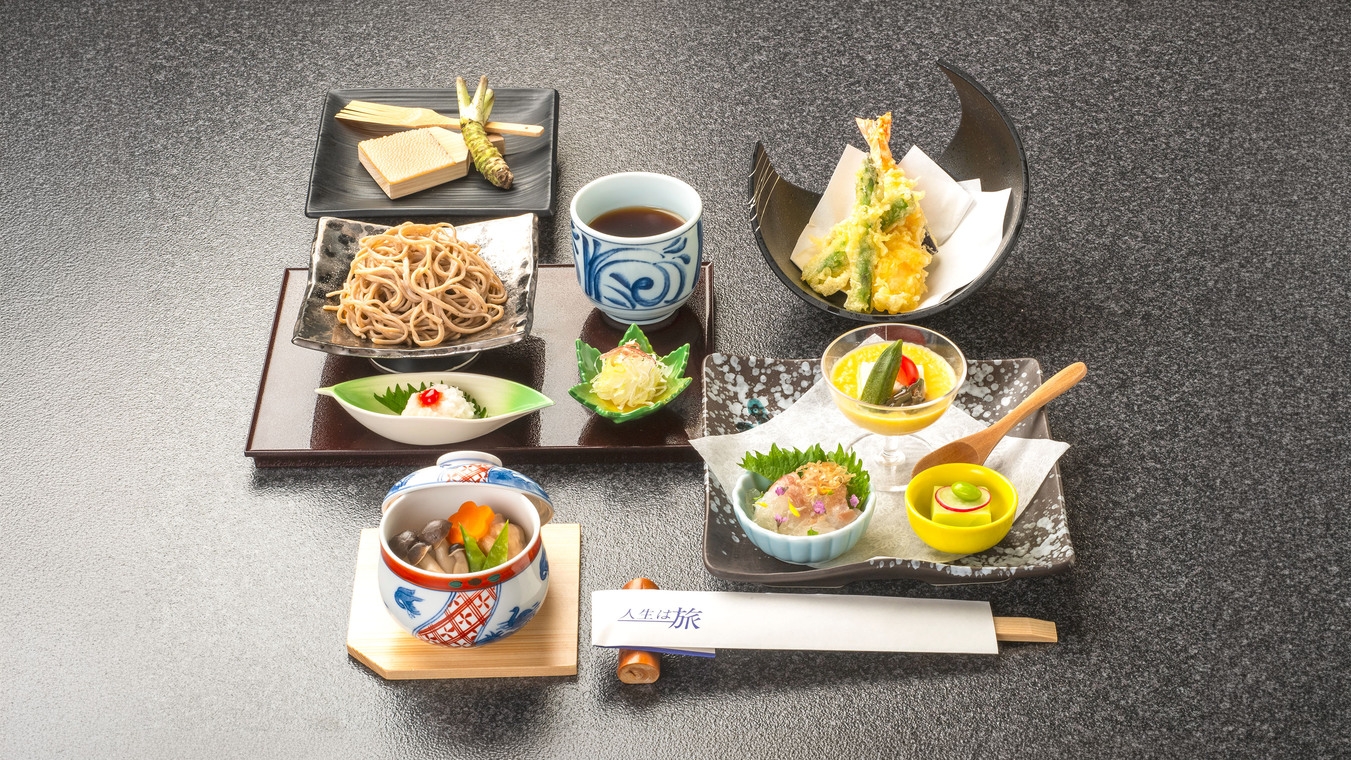 夏の特別和食膳料理　1泊2食付+ハーフバイキング付きプラン
