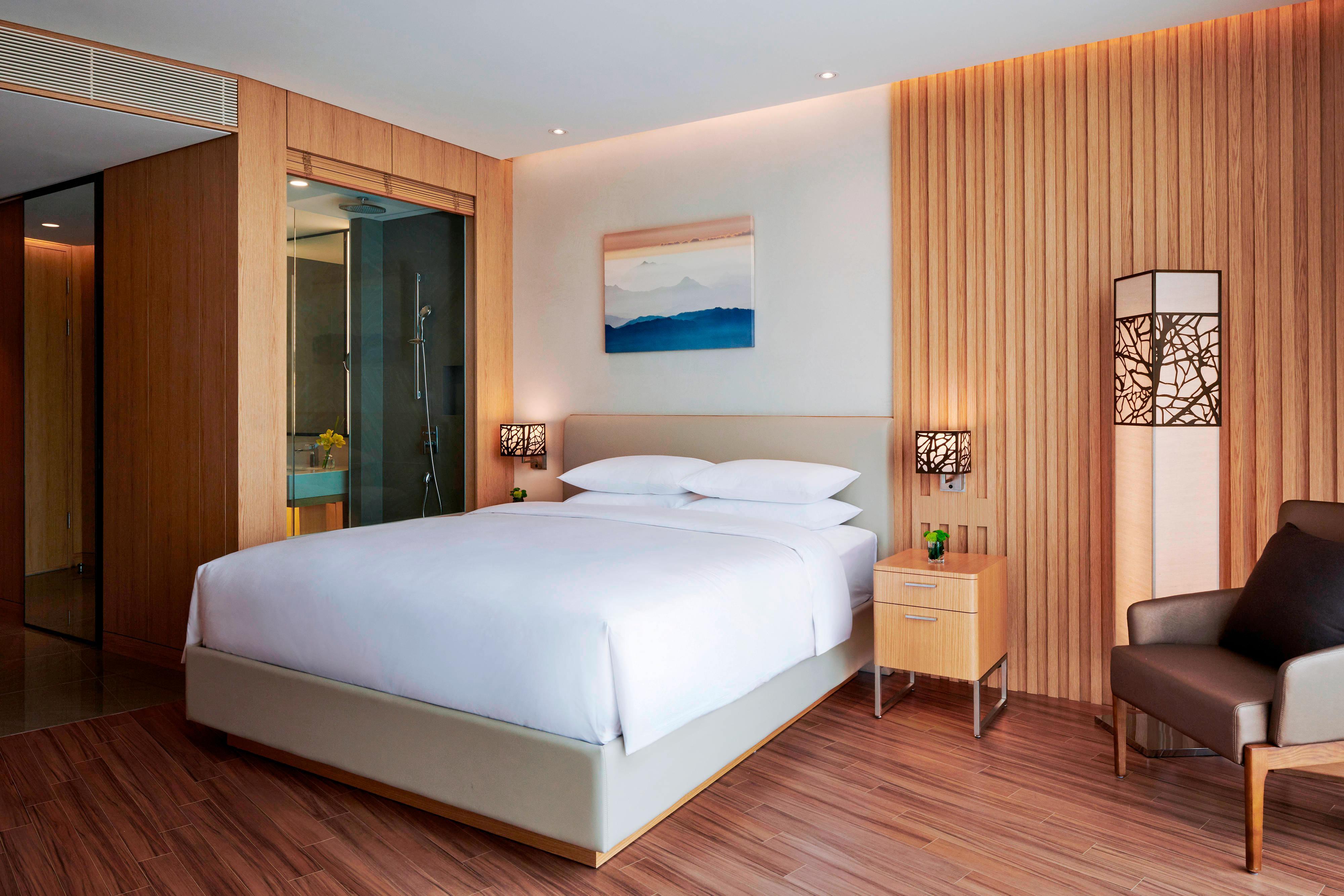 King Guest Room