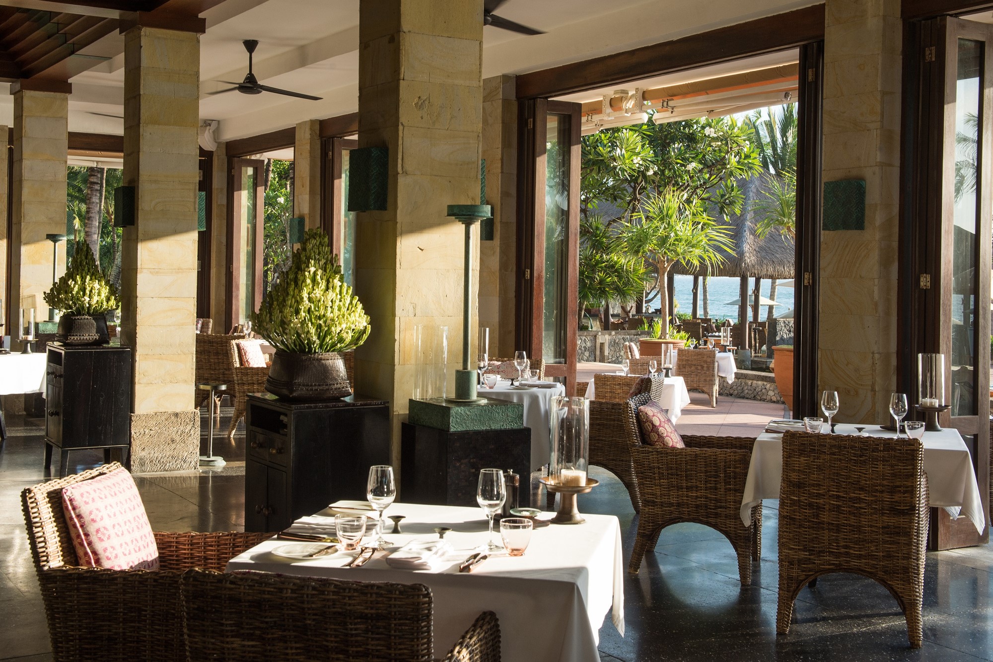 「THE RESTAURANT」ダイニングエリア