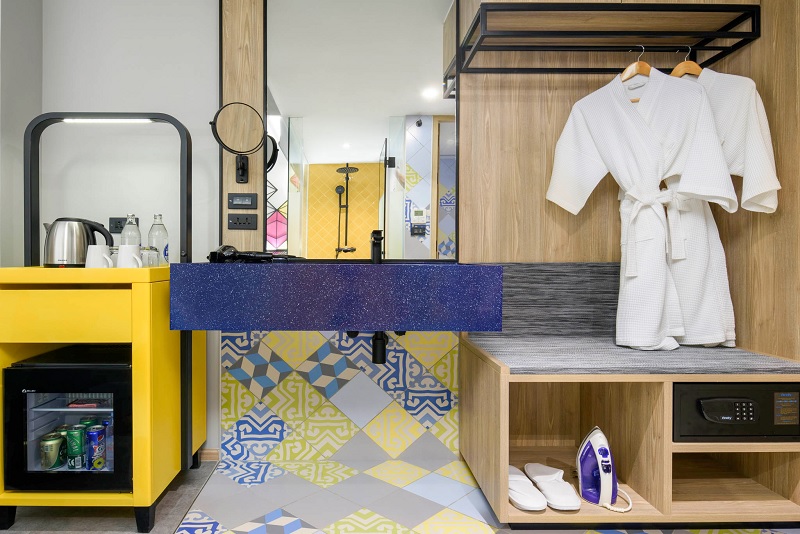 スタンダードキングベッドルーム