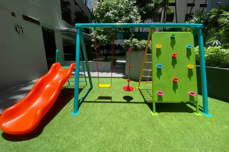 プレイグラウンド