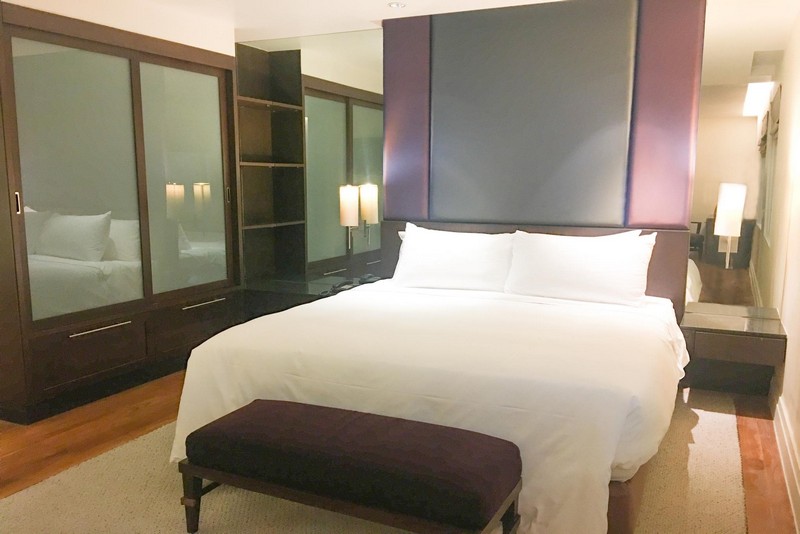 ファミリーコネティングスイート　キングベッド1台