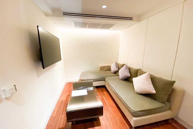 1ベッドルームジュニアスイート　リビング　ソファエリア