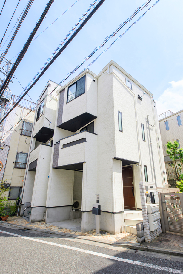 【4泊】３LDKの綺麗なお部屋｜最大8名｜築年数2年の戸建て ｜三軒茶屋｜ファミリー向け