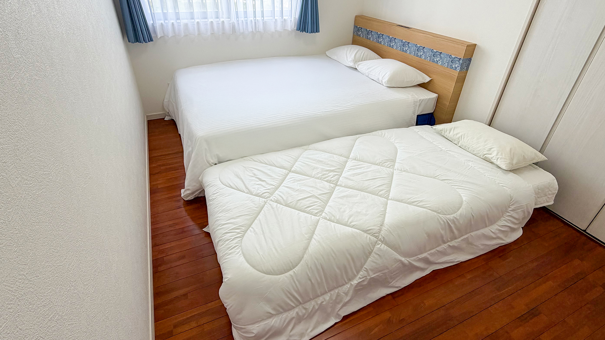 コーナーのみ折り畳みベッドをご利用いただけます