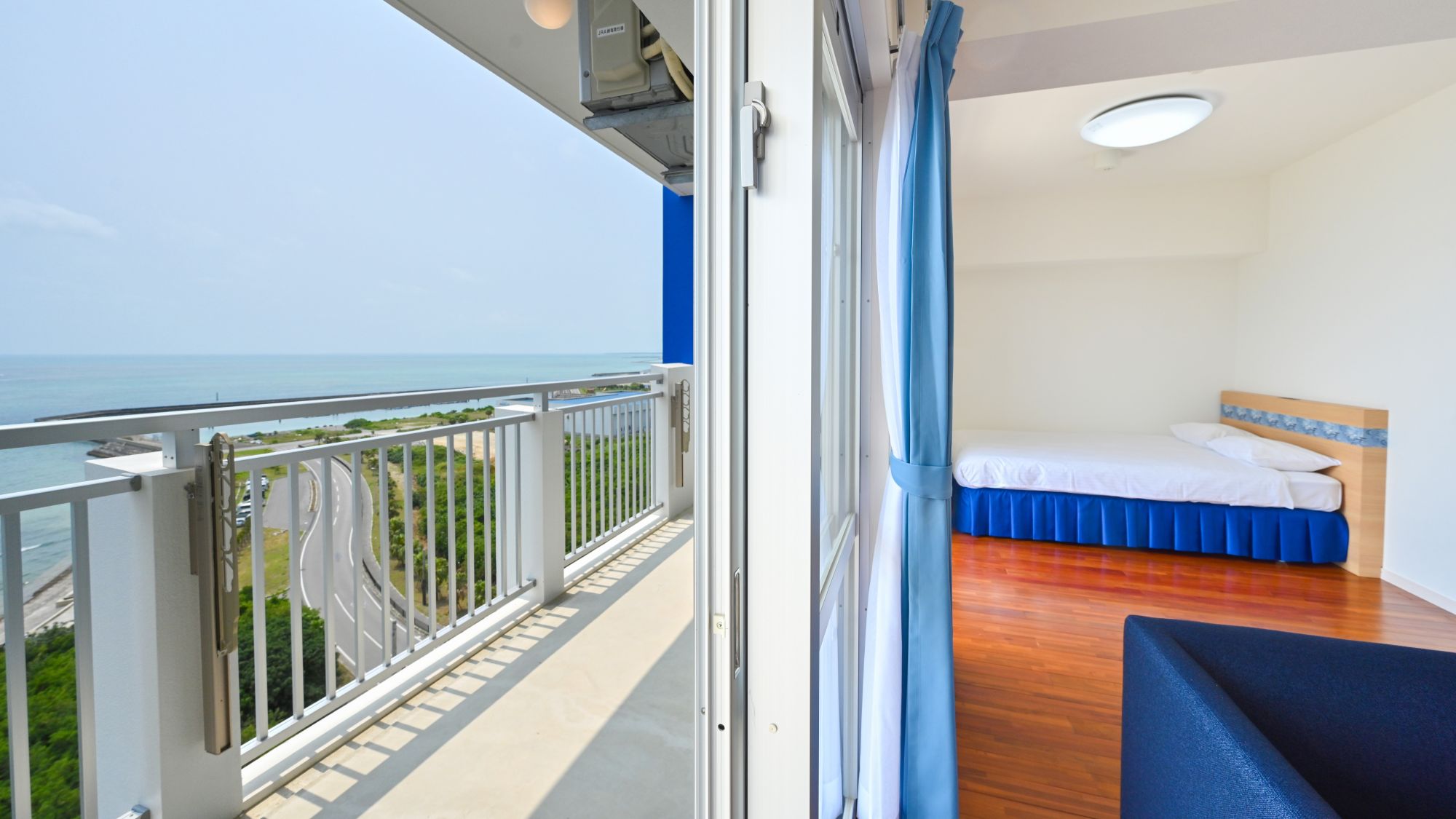 オーシャンフロントコーナー