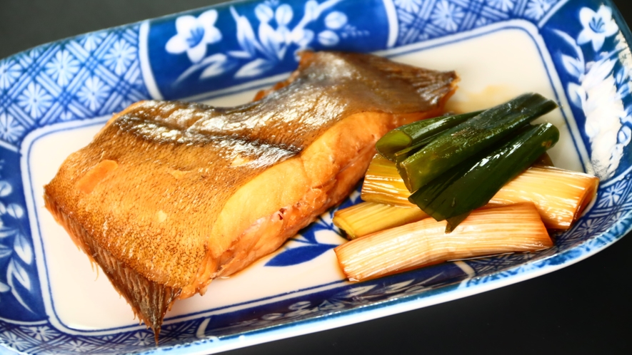 夕食（魚の煮つけ）◆ごはんに良く合います