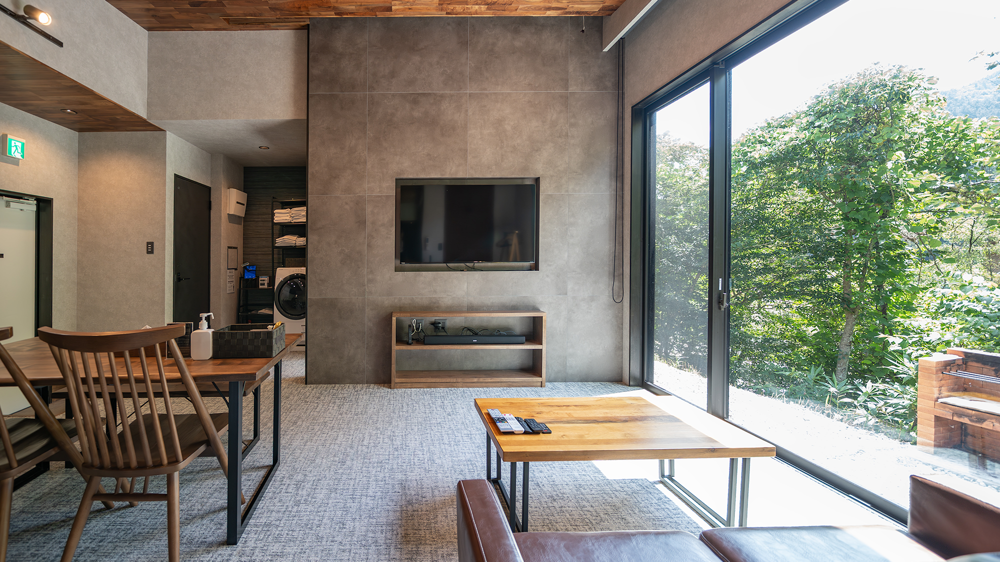 C棟 メインルーム