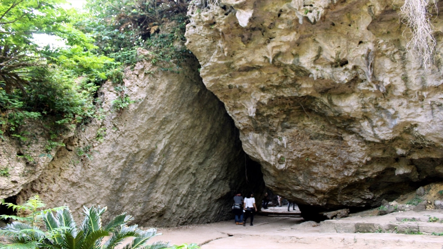 周辺観光地（斎場御嶽）