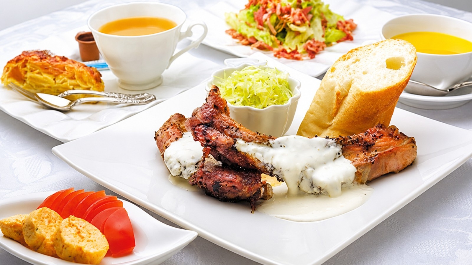 【早割30/2食付】さき楽！平日宿泊の早期予約で最大7000円引＜1ドリンク・貸切温泉60分付＞