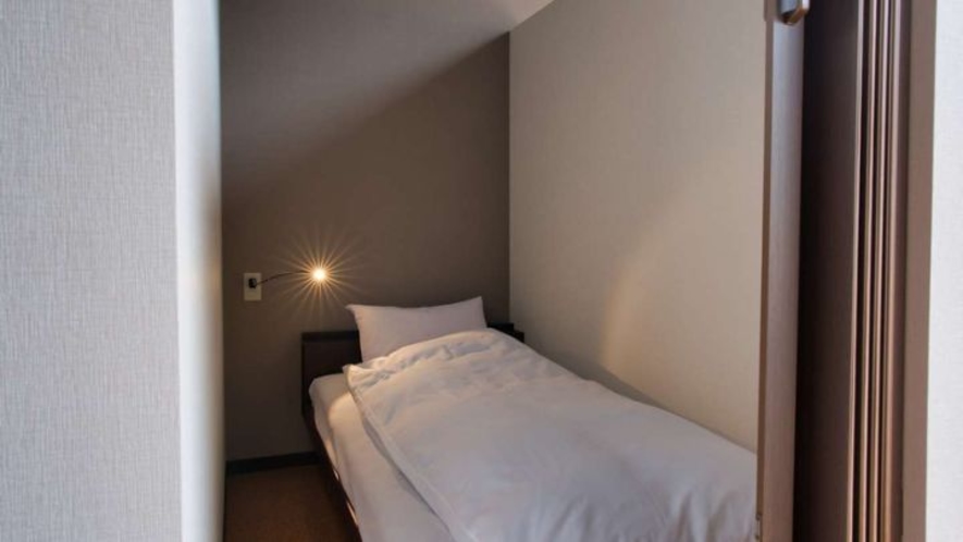 ◆女性専用ブース11室・兼用ブース16室 プライベート感を大切にした簡易宿泊
