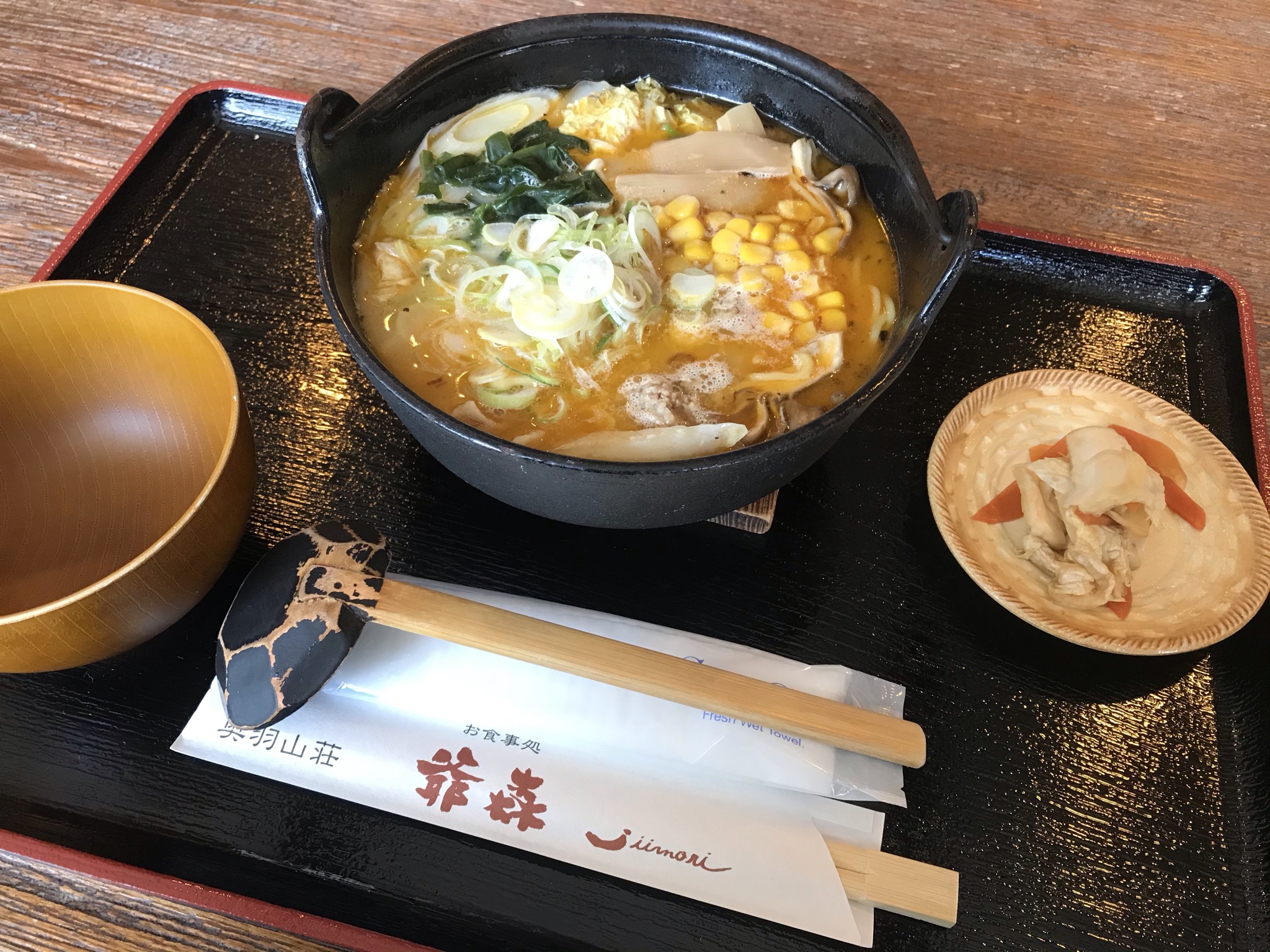 【レストランメニュー】煮込みラーメン