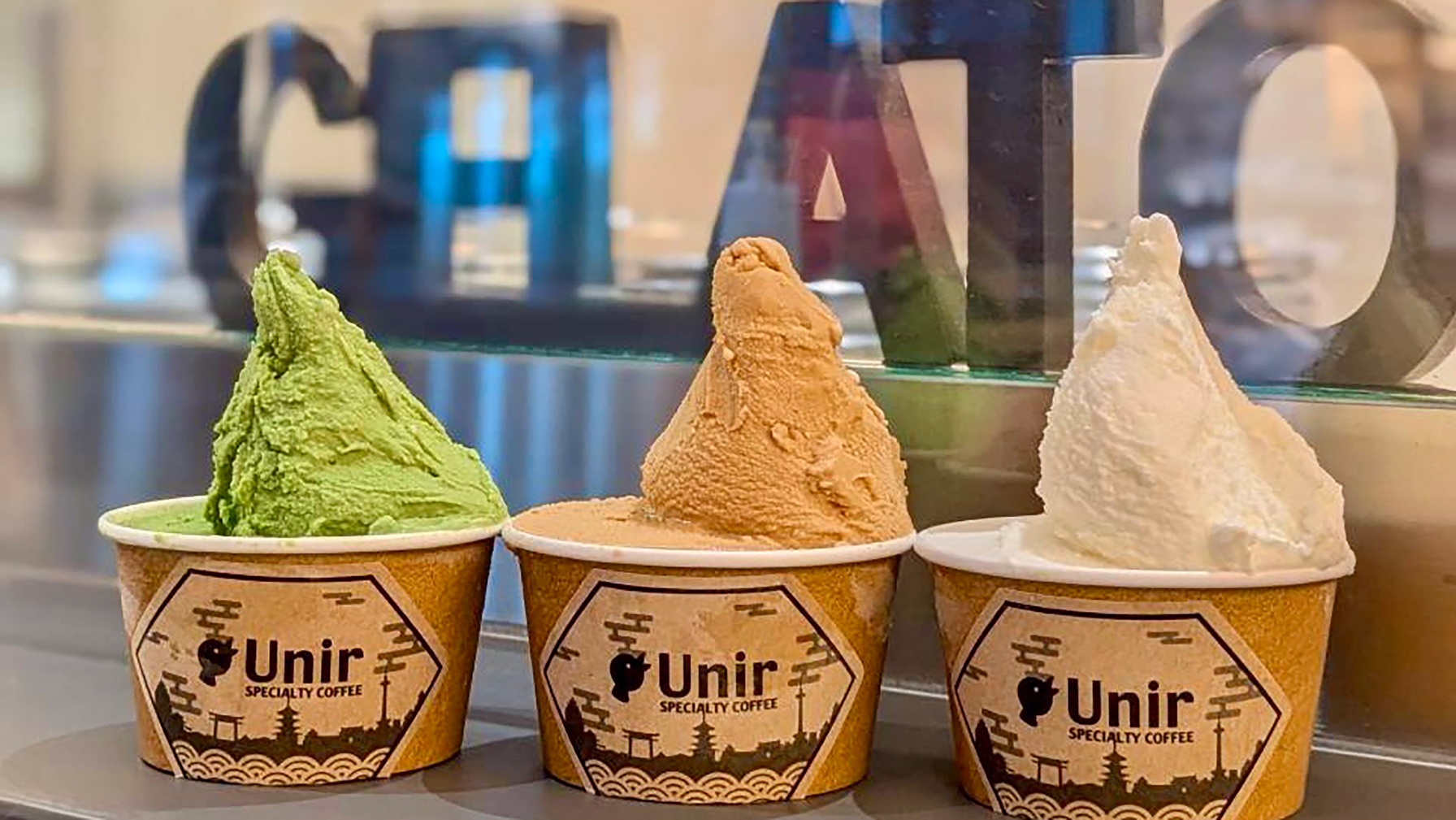 【1ドリンク＆自家製ジェラート付き】旅の前後を彩るカフェ時間《 朝食付 》