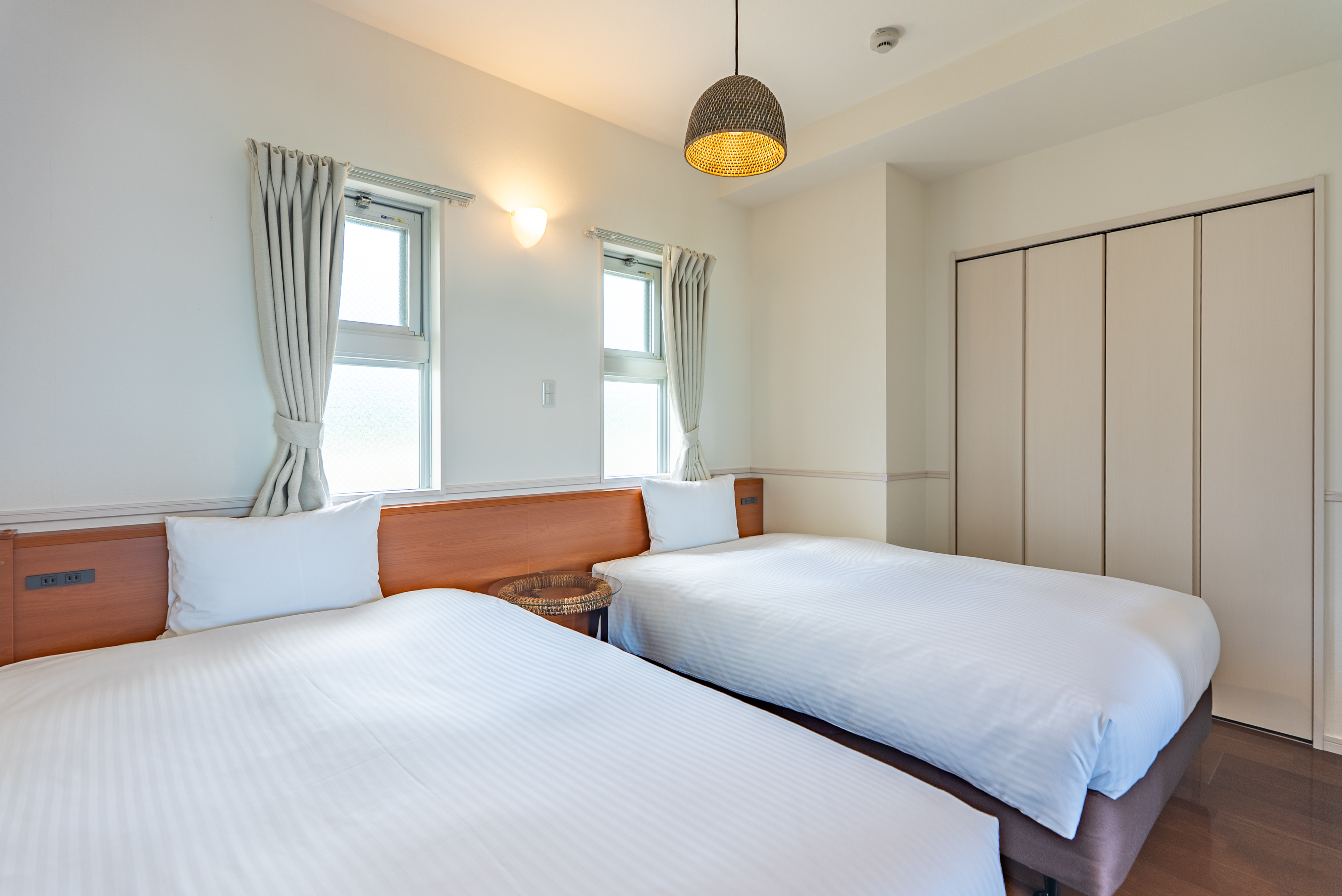 デラックスベッドルーム