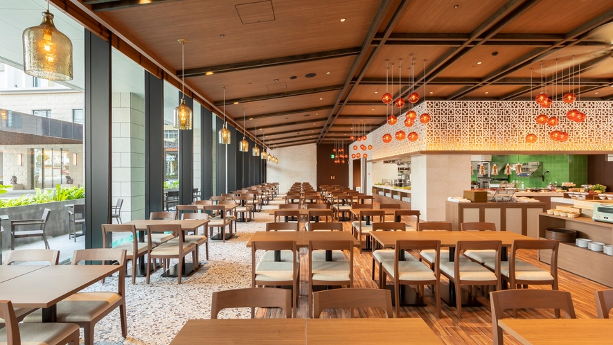 【ブッフェレストラン TIIDA】沖縄を感じるシグネクチャー料理と約170種類の豊富な料理。