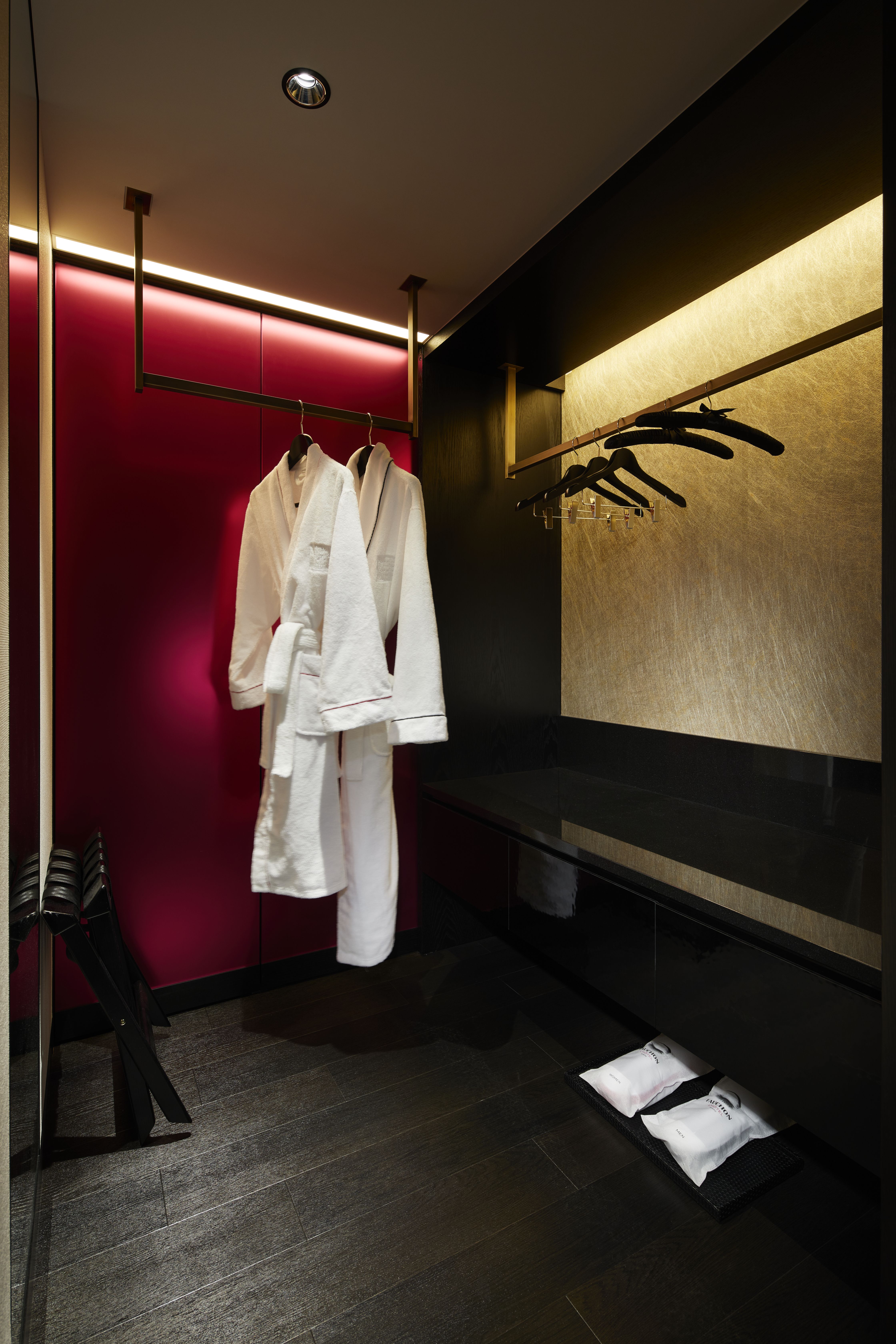 フォションスイート　ウォークインクローゼット