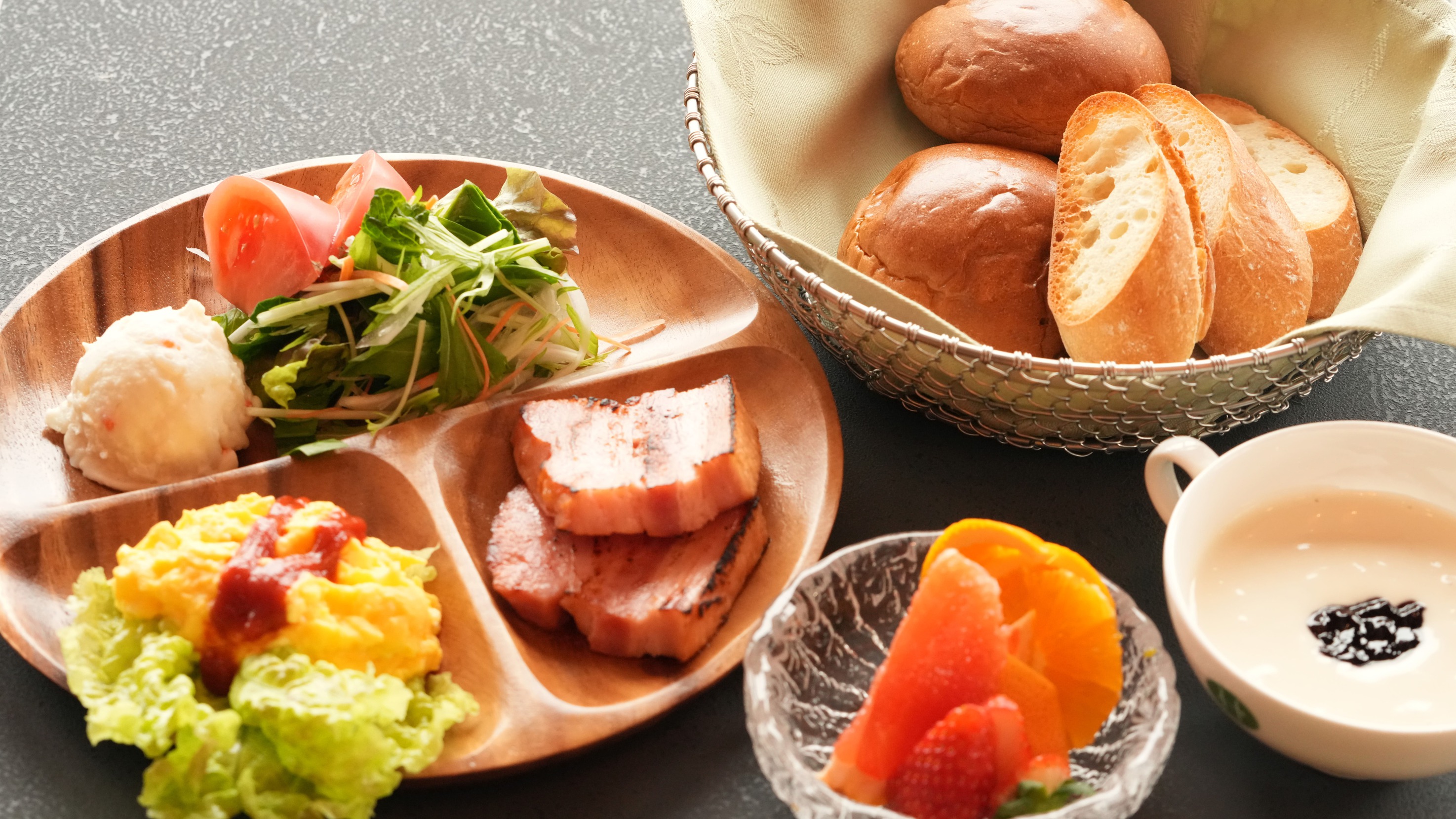 【朝食付】たっぷり遊んで朝はゆったりと！