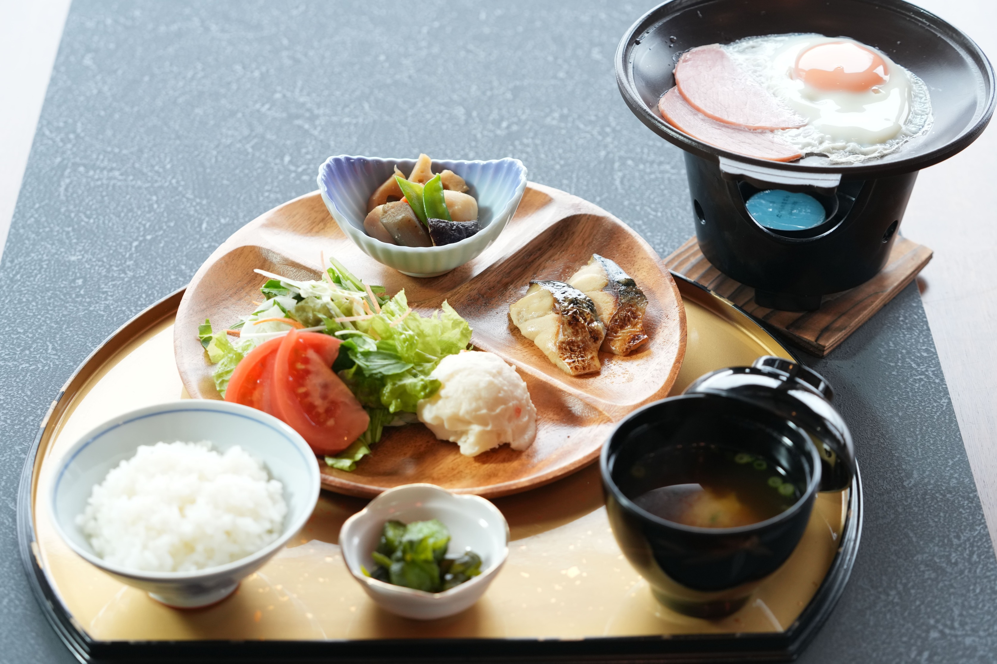 ★【直前割】空室があればお得！自由な旅を楽しむ直前限定プラン（朝食付）