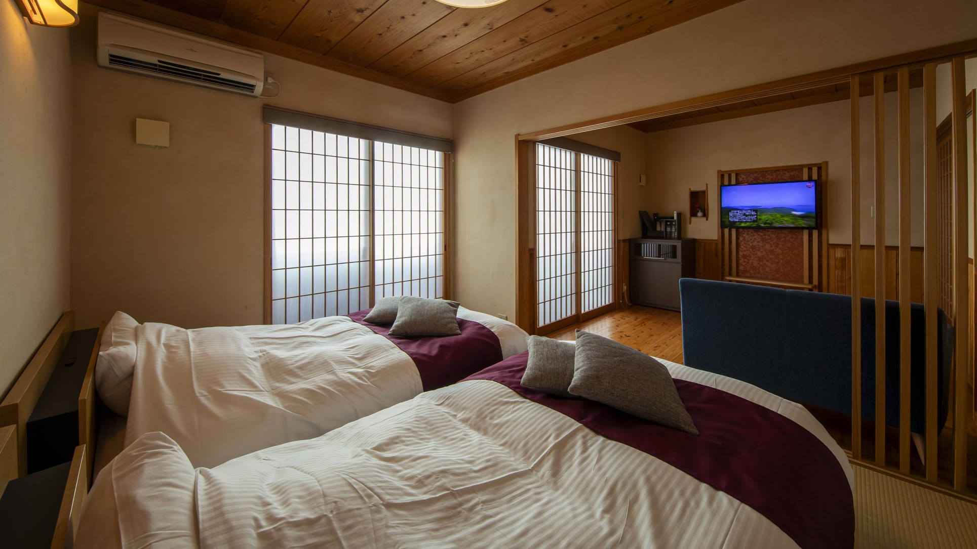 離れ和洋室【香具山】（ツイン＋4.5畳）