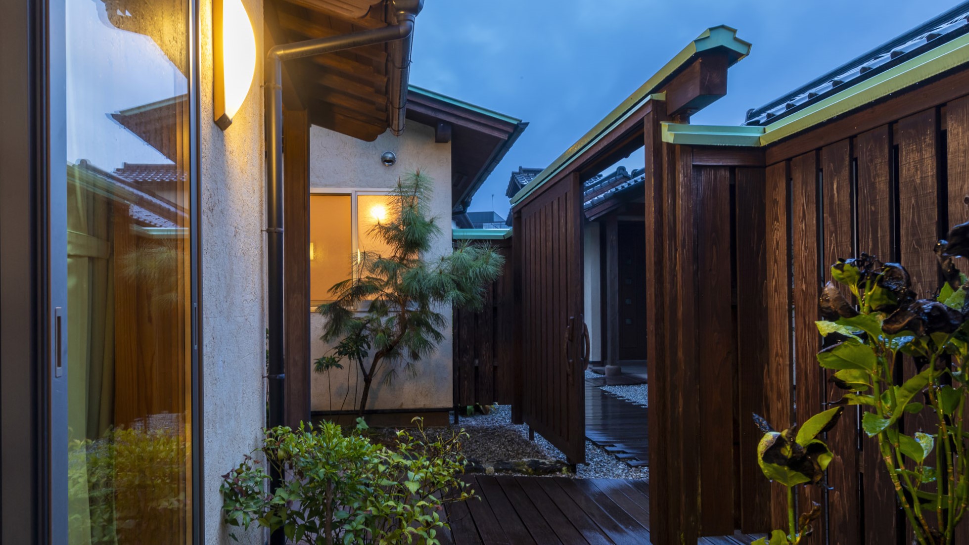 離れ和室【頬白】（6畳＋4.5畳）