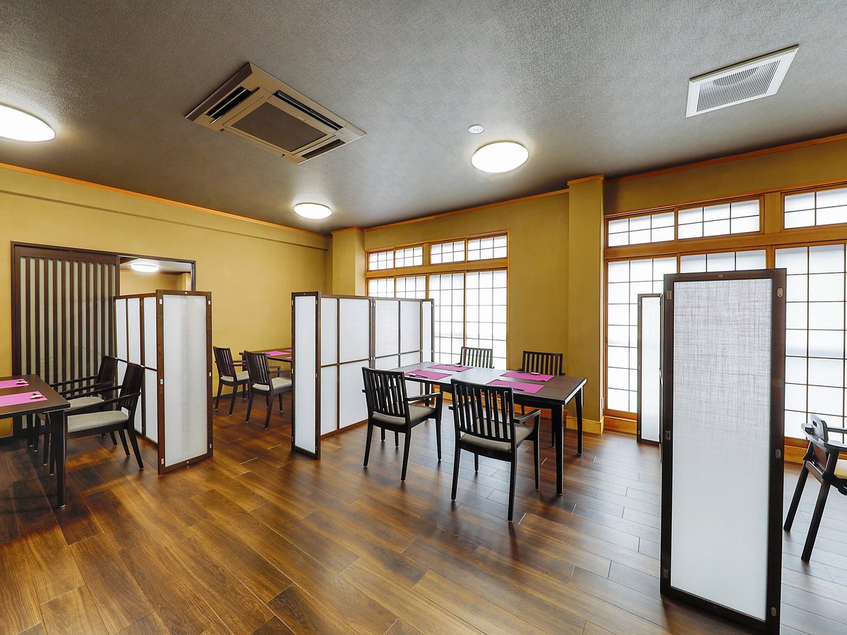 御食事をおたのしみください