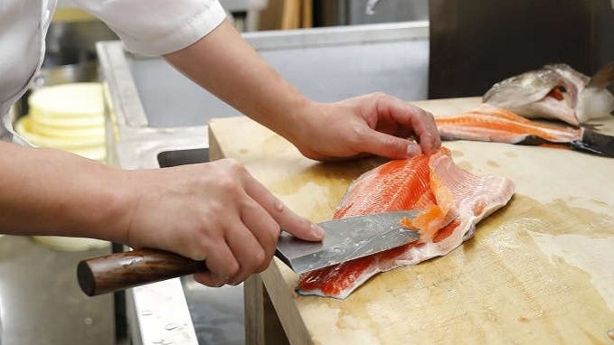 当館自慢の「お食事」をご用意します。