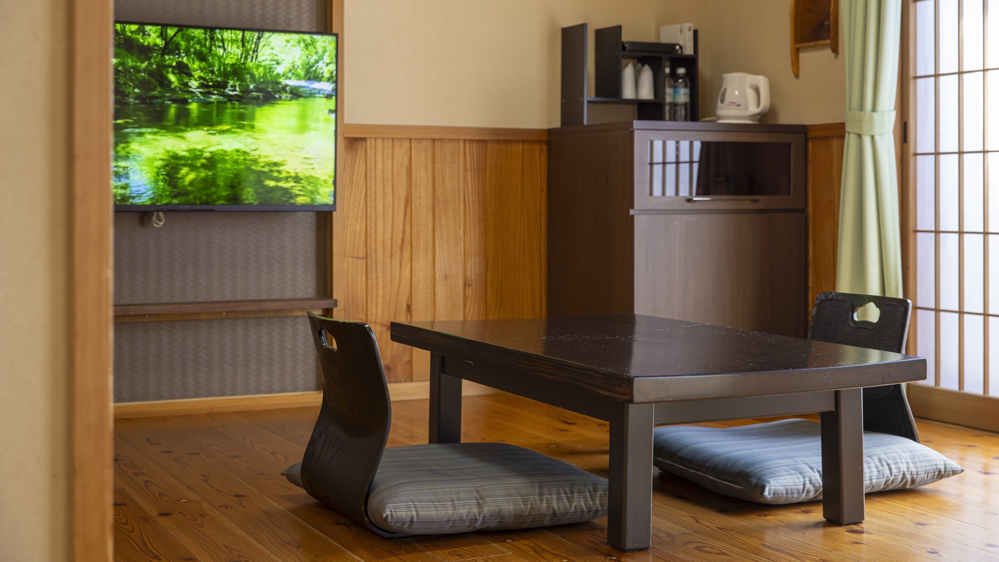 離れ和室【山吹】（6畳＋4.5畳）